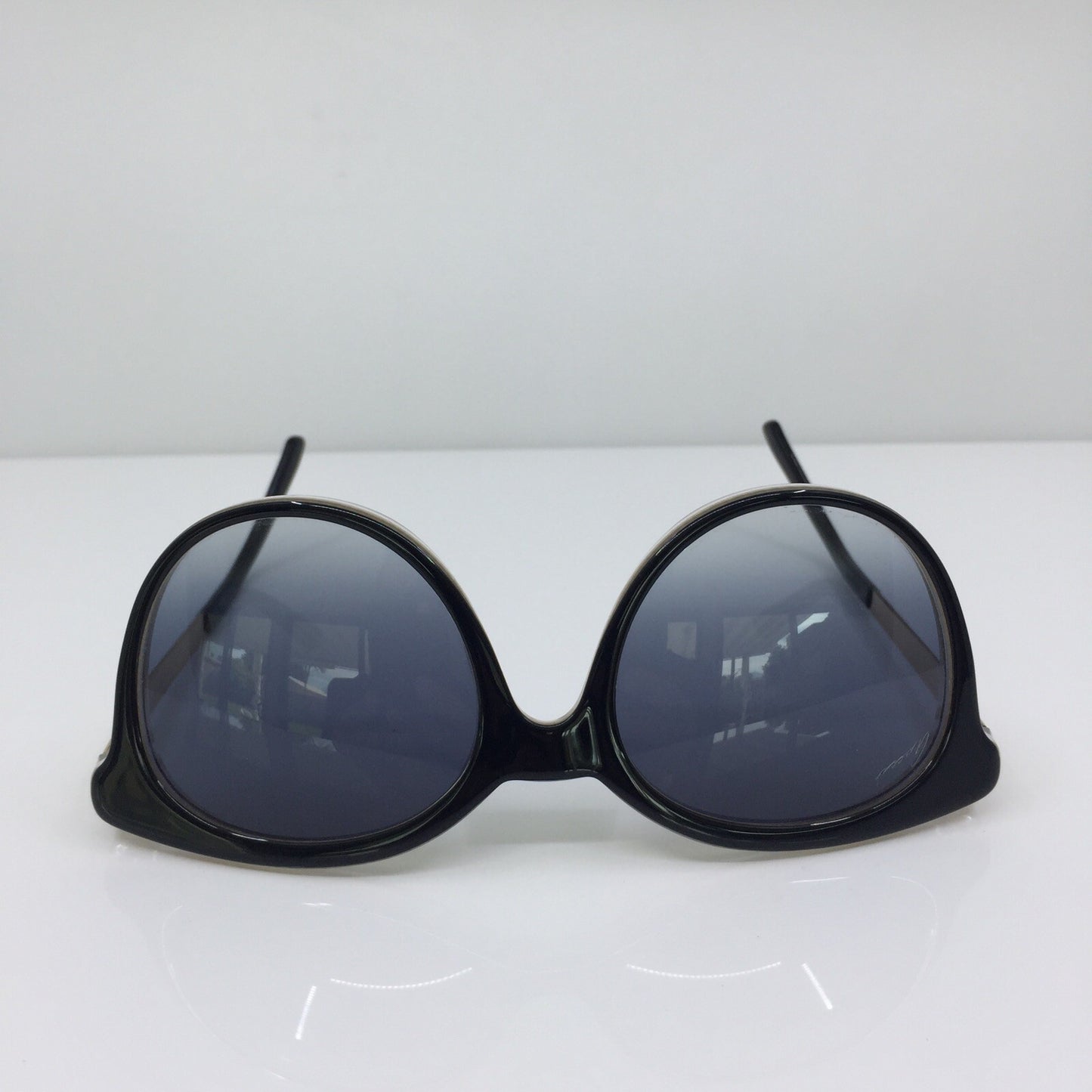 Vintage Gucci GG 3674/S Gold Sunglasses - Super Vision Optical