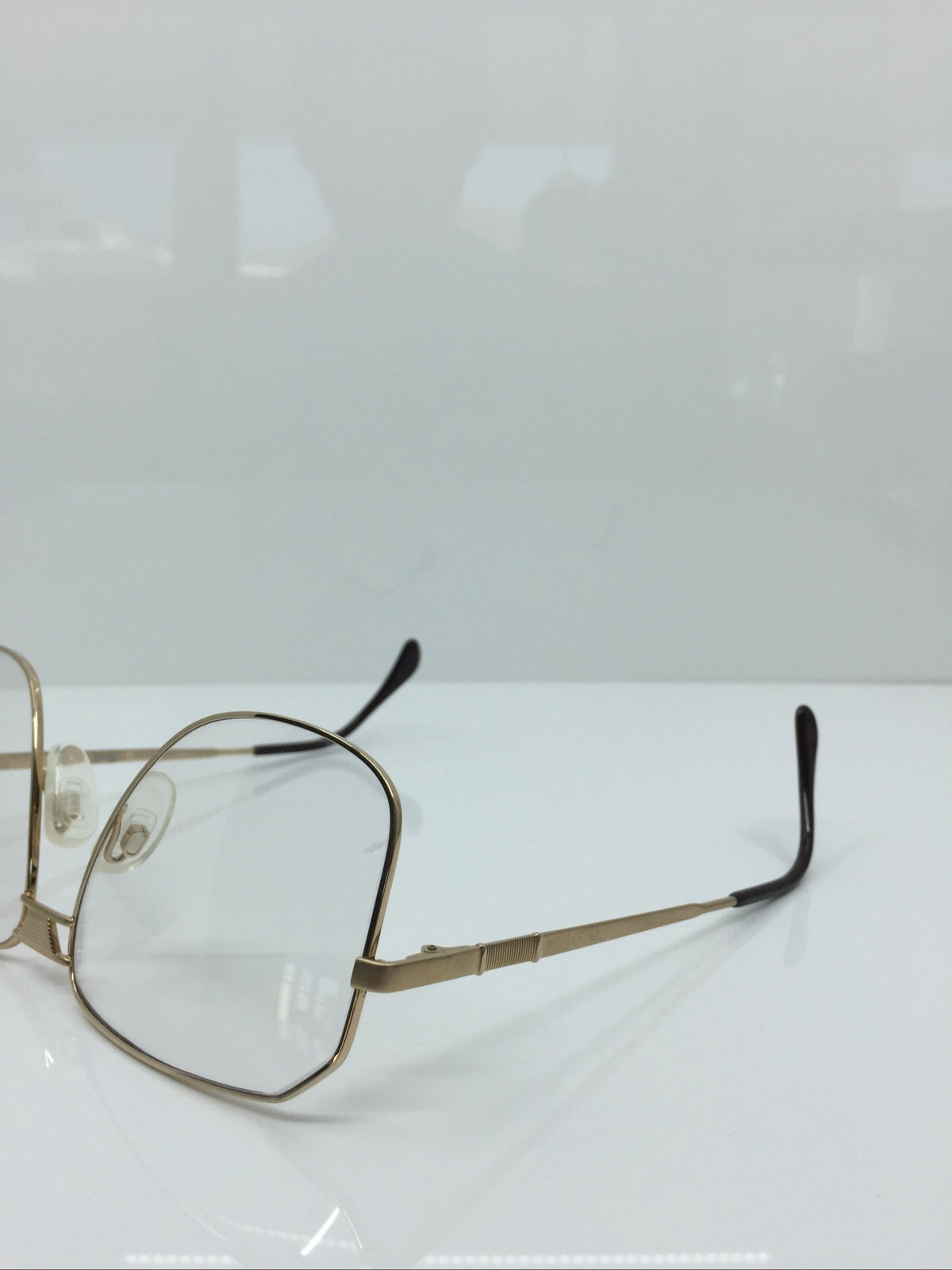 Vintage Silhouette 7050 Gold Sunglasses - Super Vision Optical