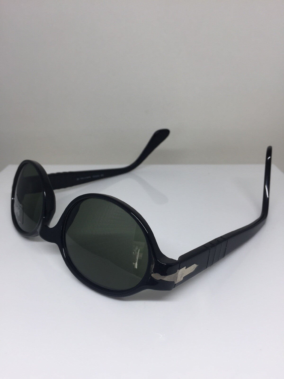Vintage Persol PE 2526-S Black Sunglasses - Super Vision Optical