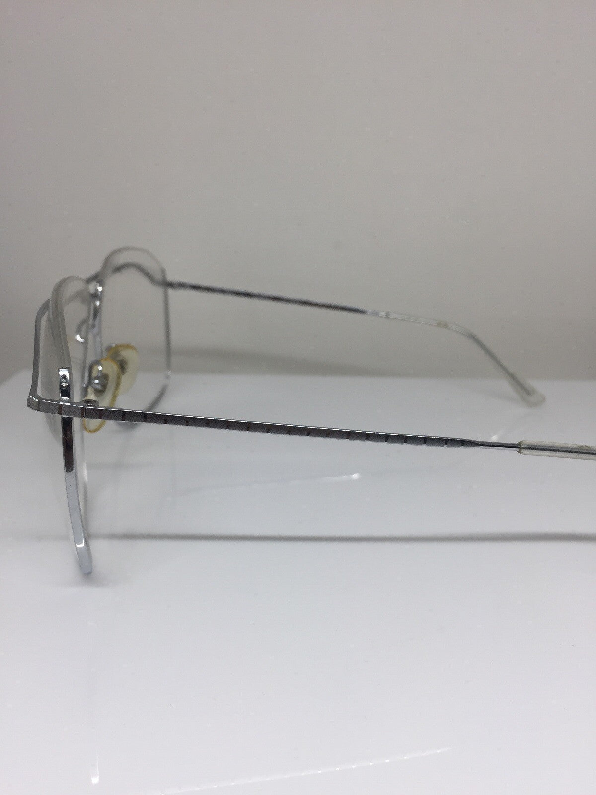 Vintage Saint Laurent YSL 383 Silver Sunglasses - Super Vision Optical