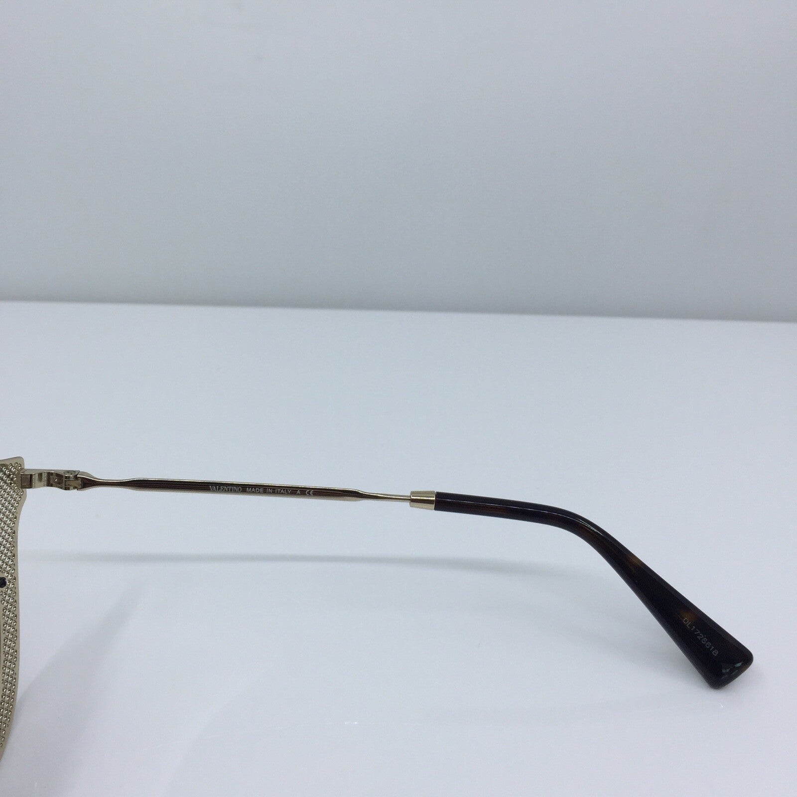 Vintage Valentino VALENTINO VA 2019 Gold Sunglasses - Super Vision Optical