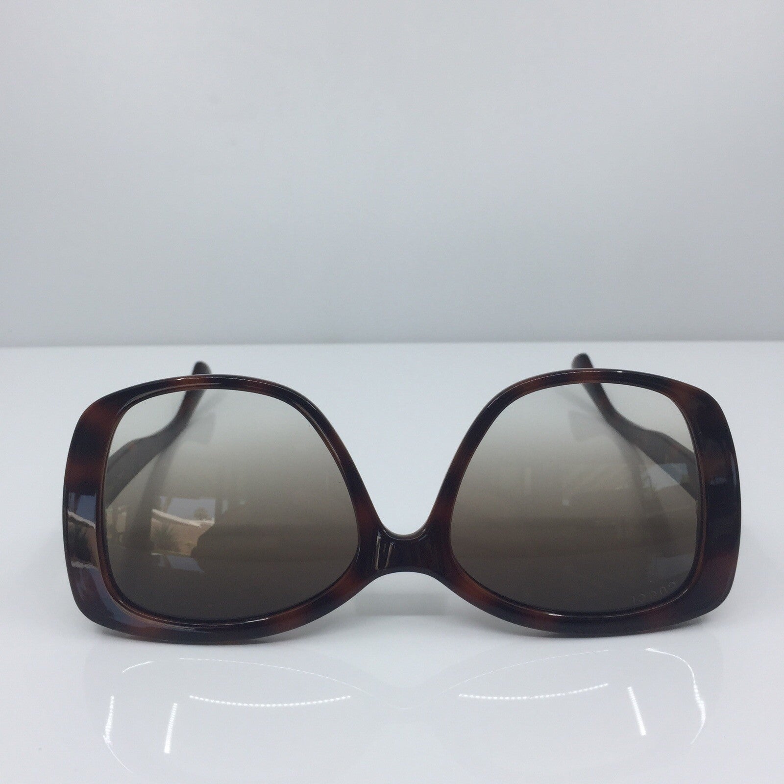 Vintage Gucci GG 0762S Gold Sunglasses - Super Vision Optical