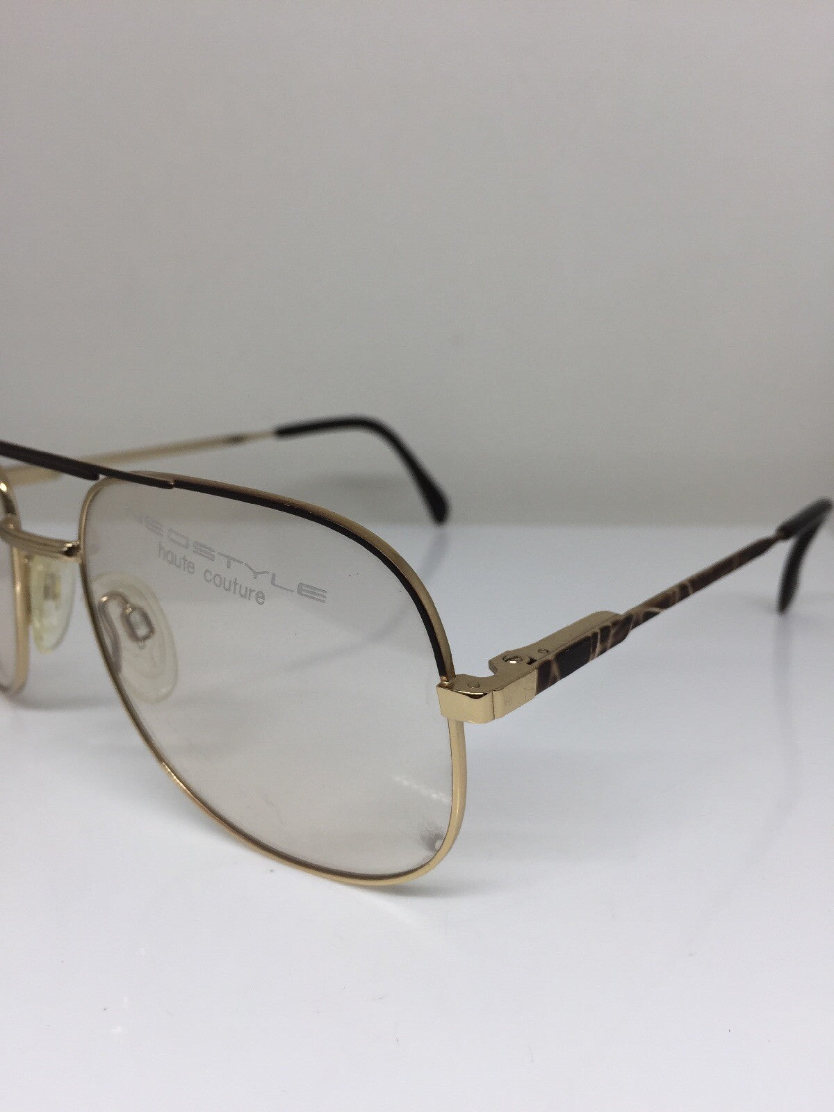 Vintage Neostyle OFFICE 8/929 Gold Sunglasses - Super Vision Optical