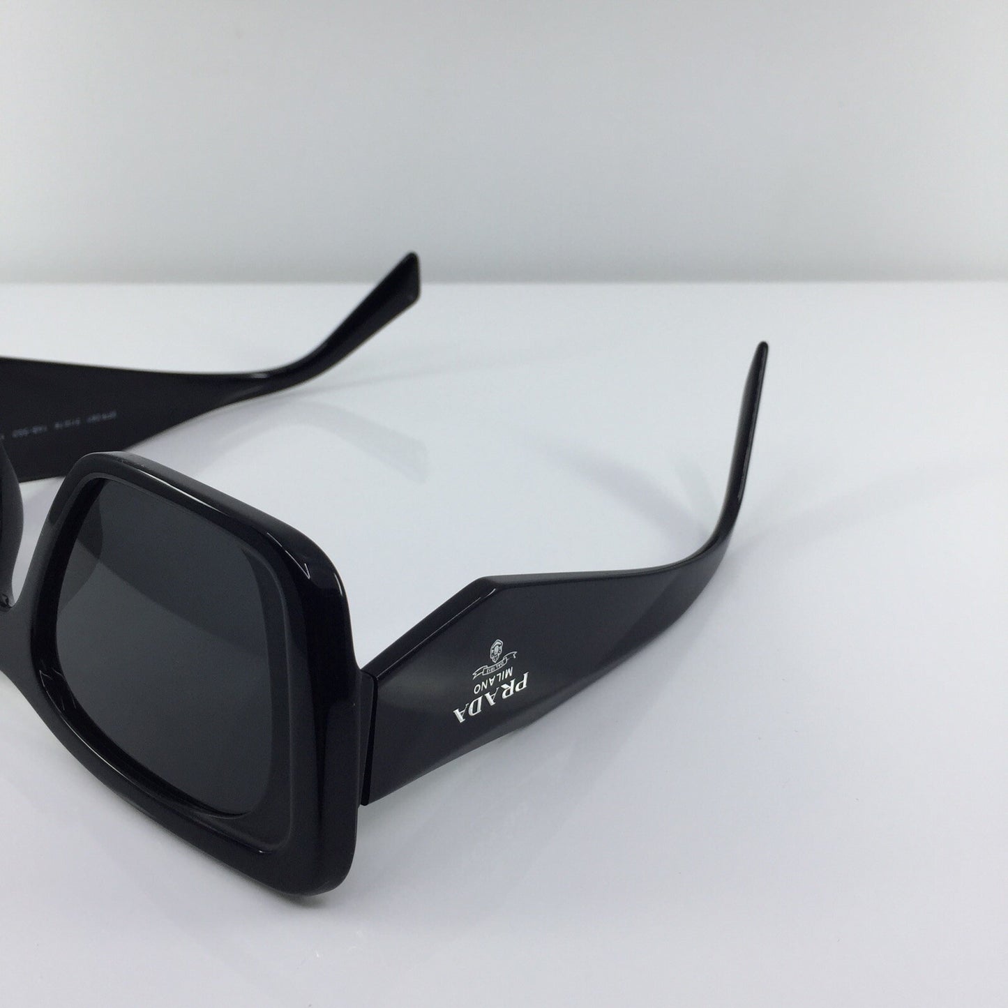 Vintage Prada PR 08YS Black Sunglasses - Super Vision Optical