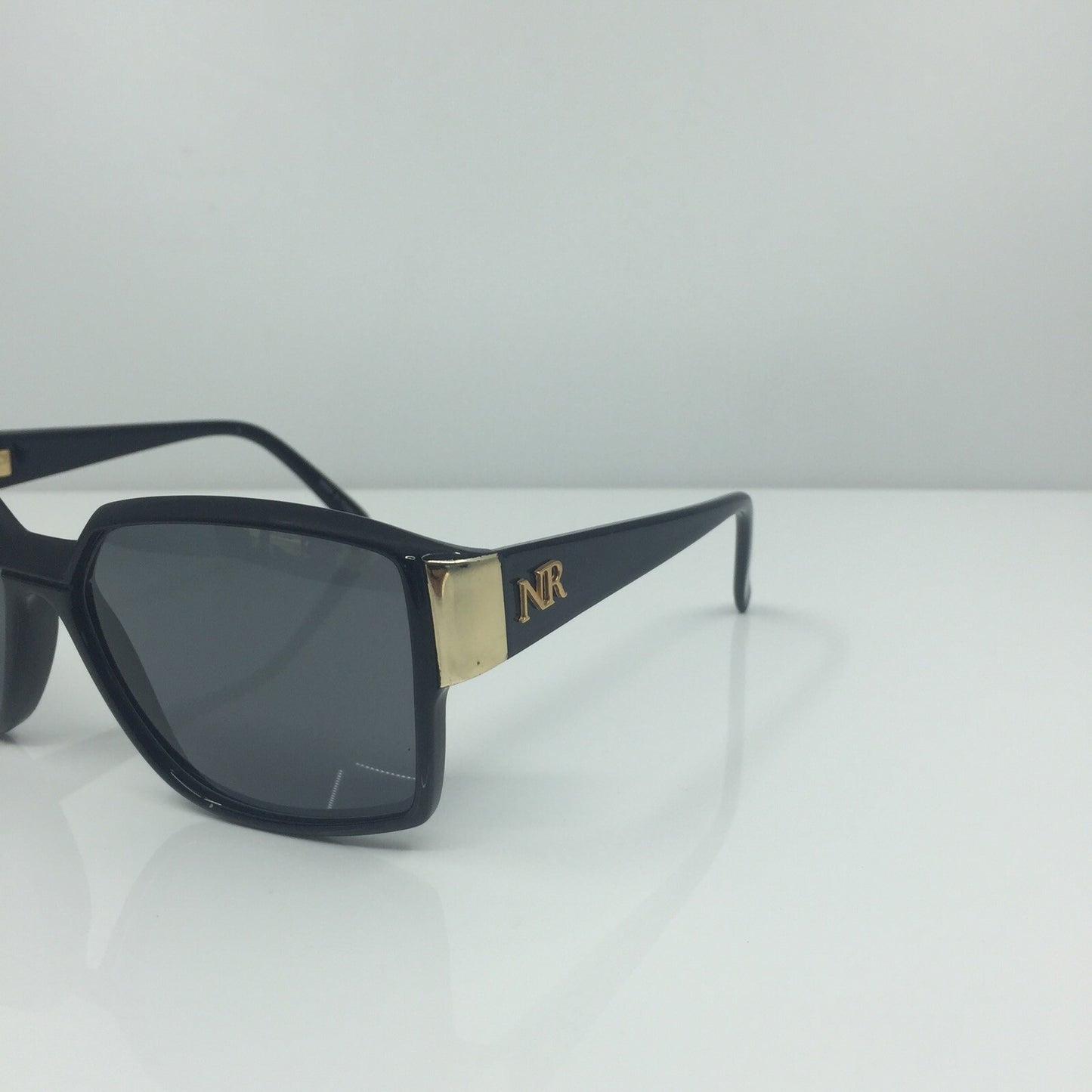 Vintage Nina Ricci NINA RICCI NR 3005 Black Sunglasses - Super Vision Optical