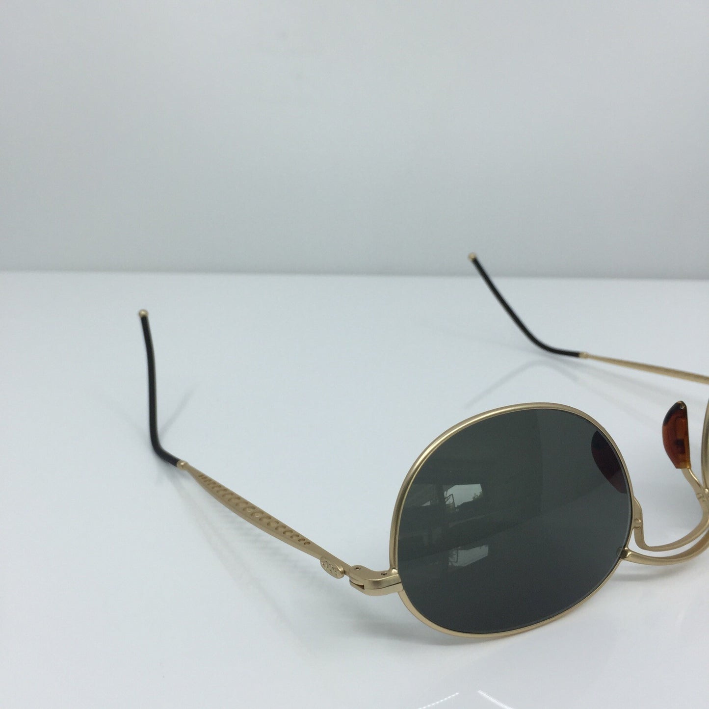 Vintage Hugo Boss 5197 Gold Sunglasses - Super Vision Optical