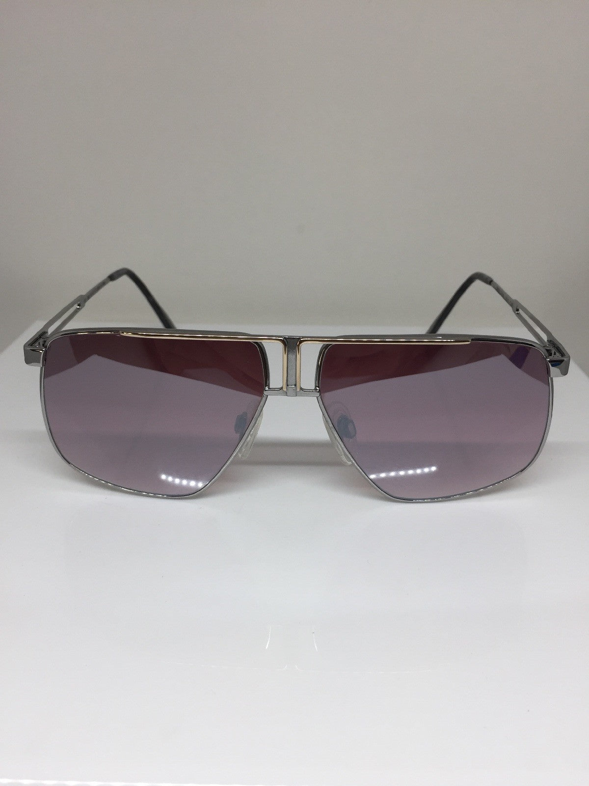 Vintage Ventura 7000 Gold Sunglasses - Super Vision Optical