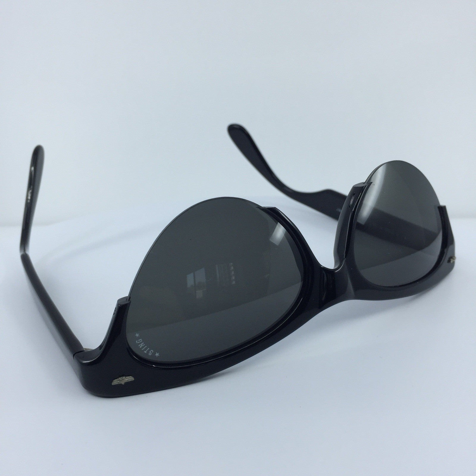 Vintage STING by Colors In Optics STING N. 504 Gold Sunglasses - Super Vision Optical