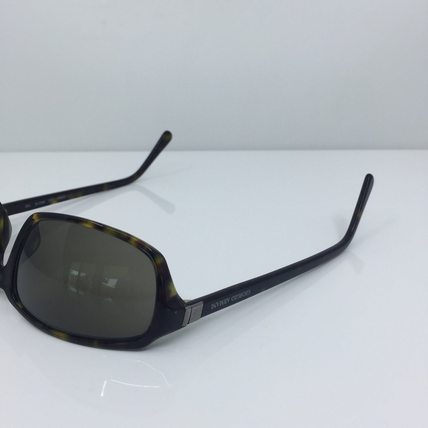 Vintage Giorgio Armani GA 2554 Tortoise Sunglasses - Super Vision Optical