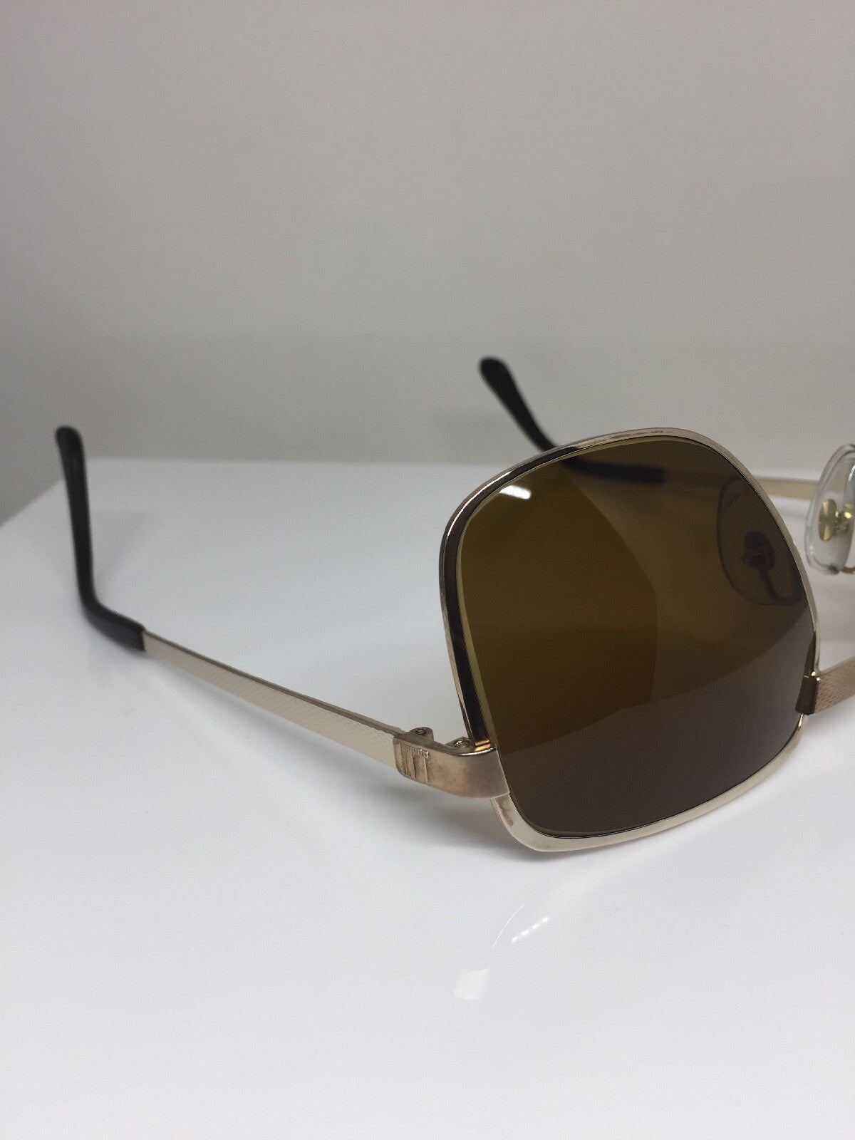 Vintage Dunhill 6021 Gold Sunglasses - Super Vision Optical