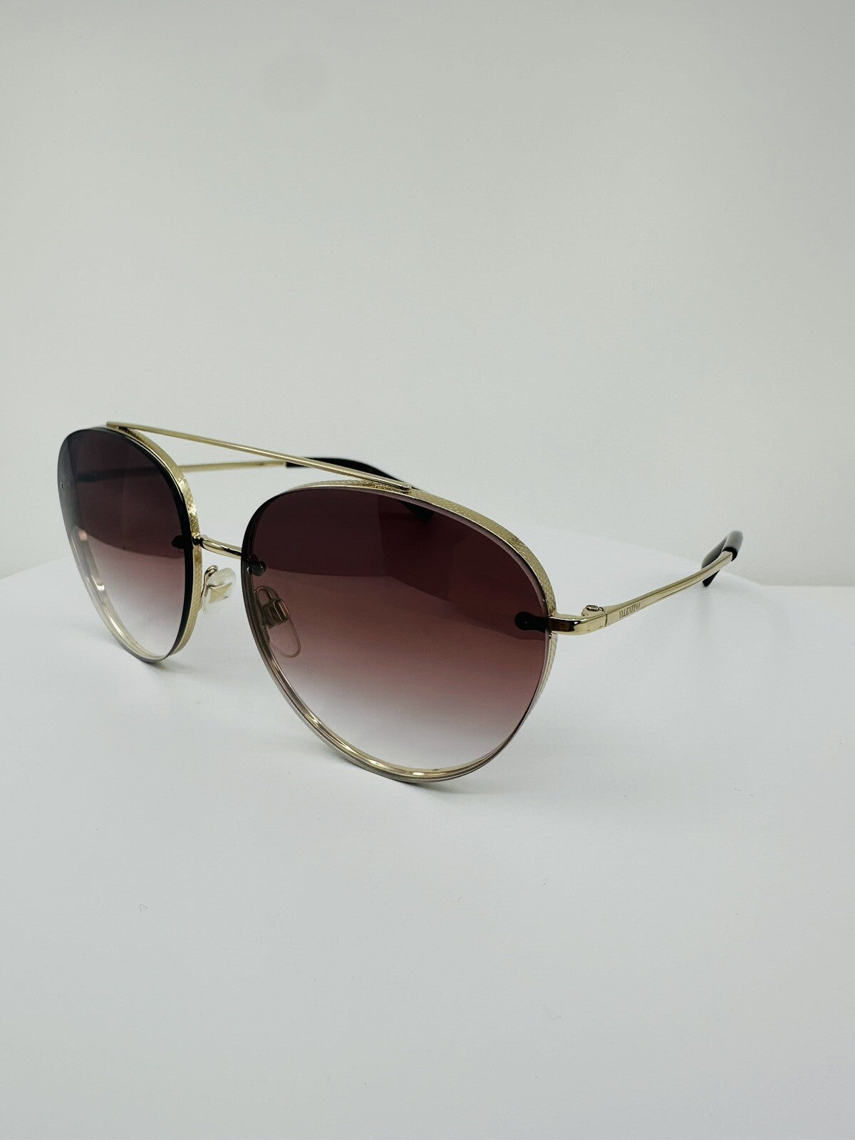 Vintage Valentino VALENTINO VA 2009 Gold Sunglasses - Super Vision Optical