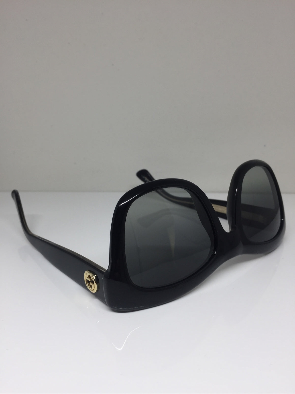 Vintage Gucci GG 3827/S Black Sunglasses - Super Vision Optical