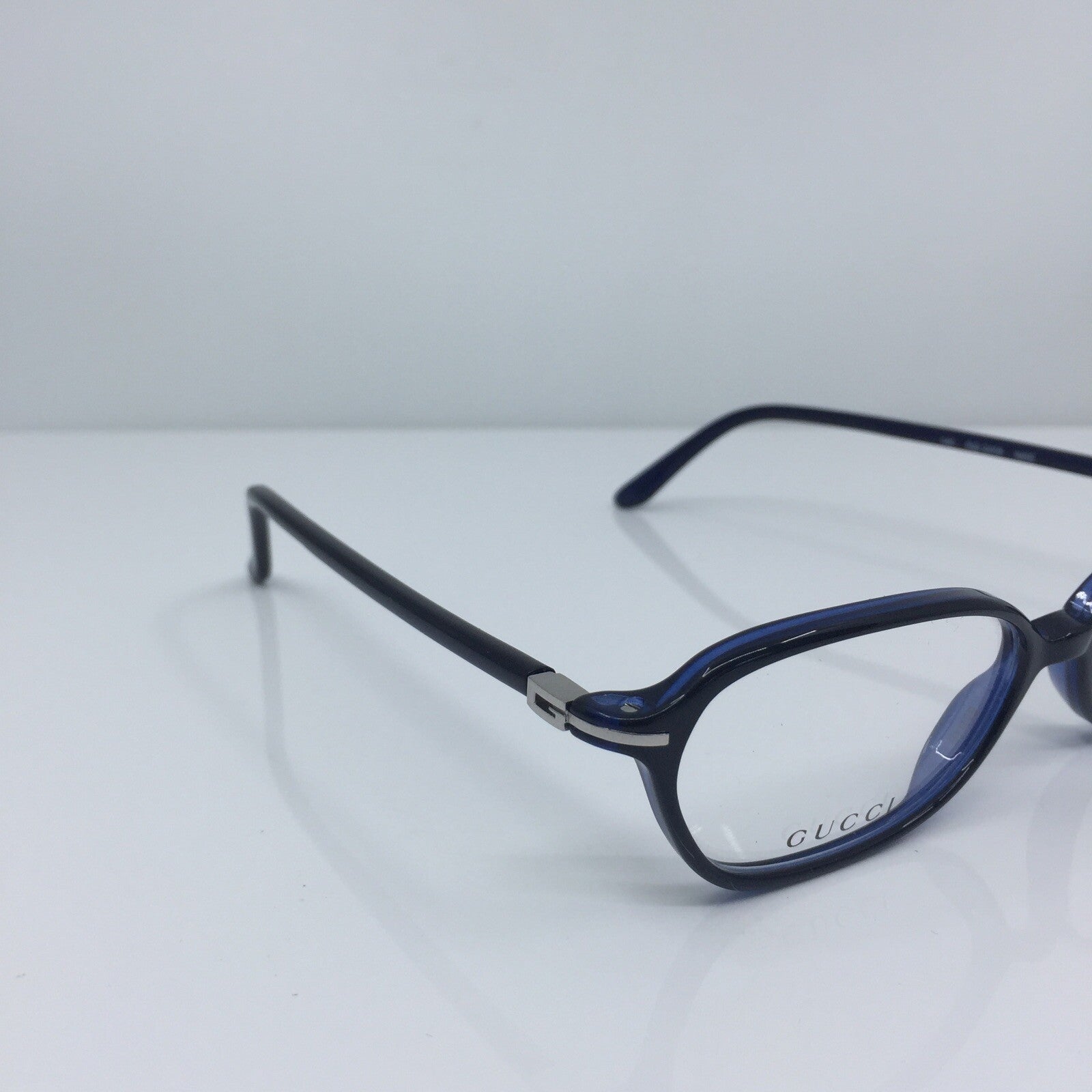 Vintage Gucci GG 2458 Black Sunglasses - Super Vision Optical