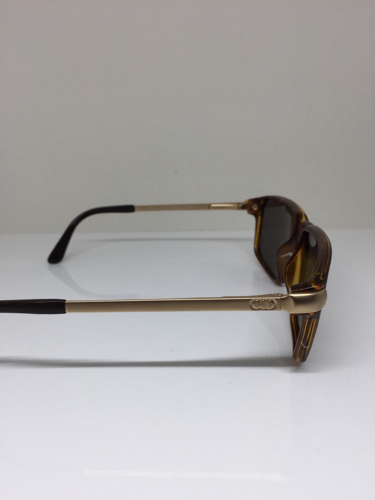 Vintage Christian Dior CD 2900 Gold Sunglasses - Super Vision Optical