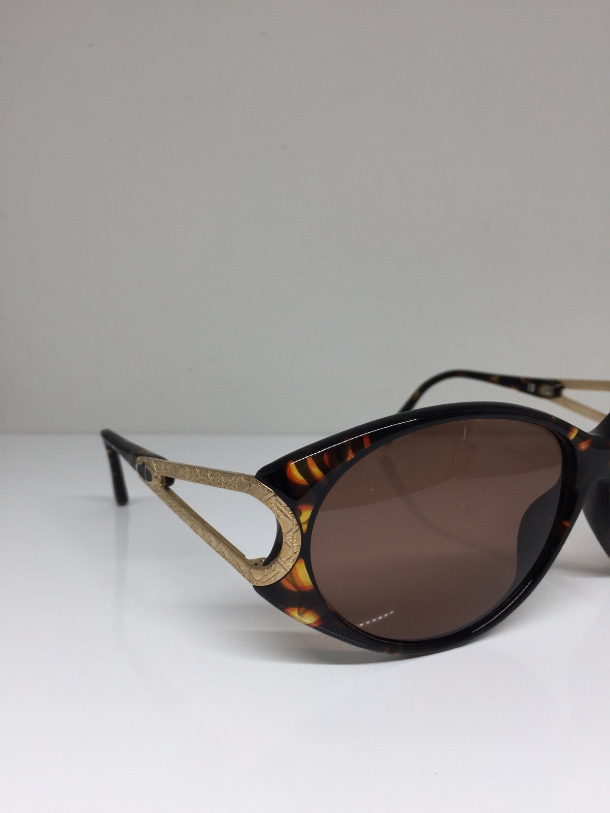 Vintage Christian Dior CD 2763 Tortoise Sunglasses - Super Vision Optical