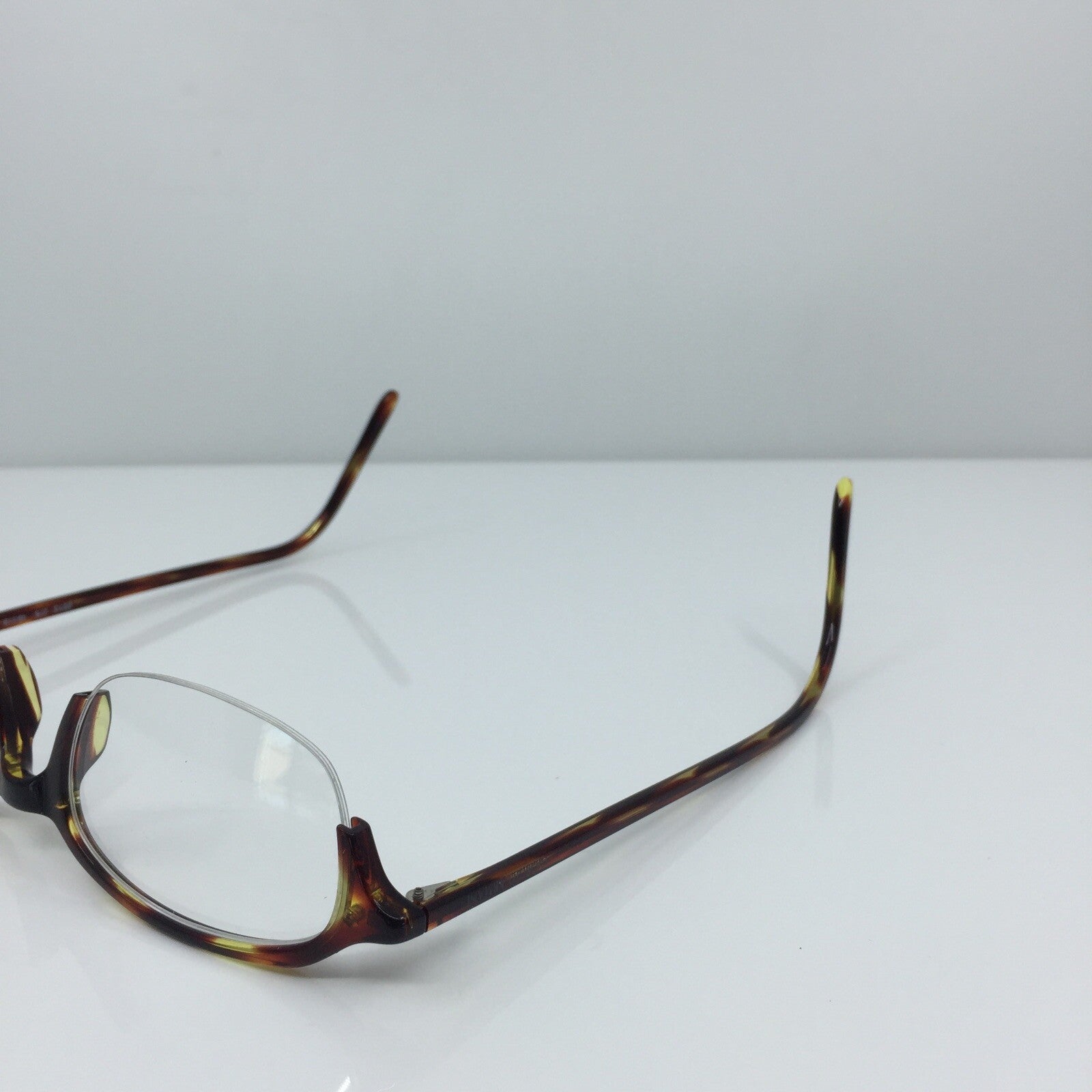 Vintage Giorgio Armani GA 2013 Tortoise Eyeglasses - Super Vision Optical
