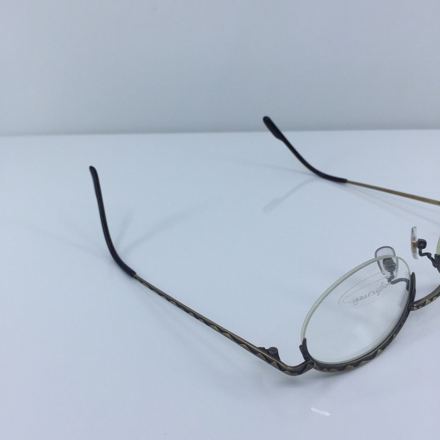 Vintage Koure KR 8115 Gold Eyeglasses - Super Vision Optical