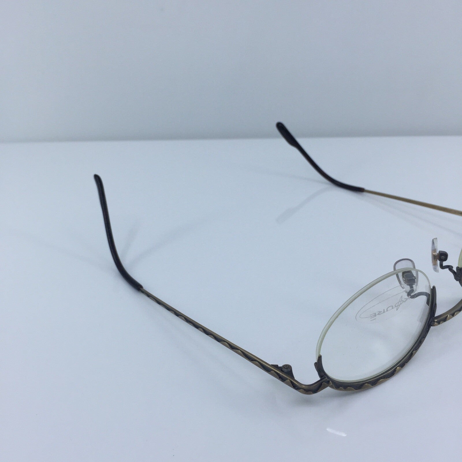 Vintage Koure KR 8115 Gold Eyeglasses - Super Vision Optical