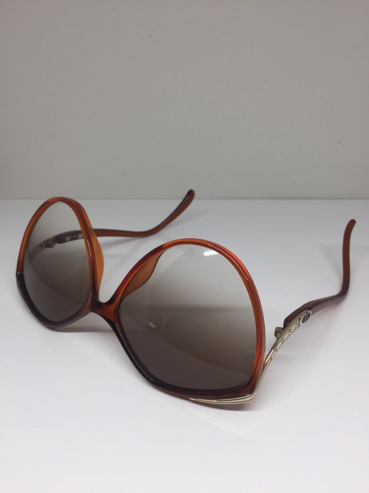 Vintage Christian Dior CD 2280 Gold Sunglasses - Super Vision Optical