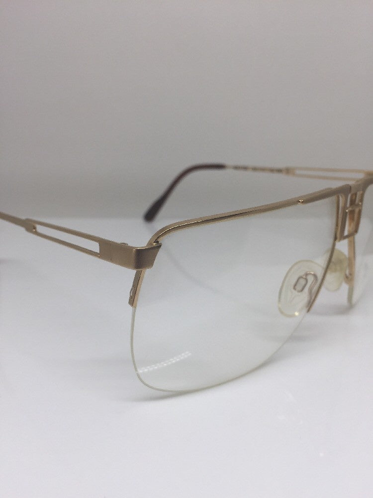 Vintage Ventura 7720 Gold Sunglasses - Super Vision Optical