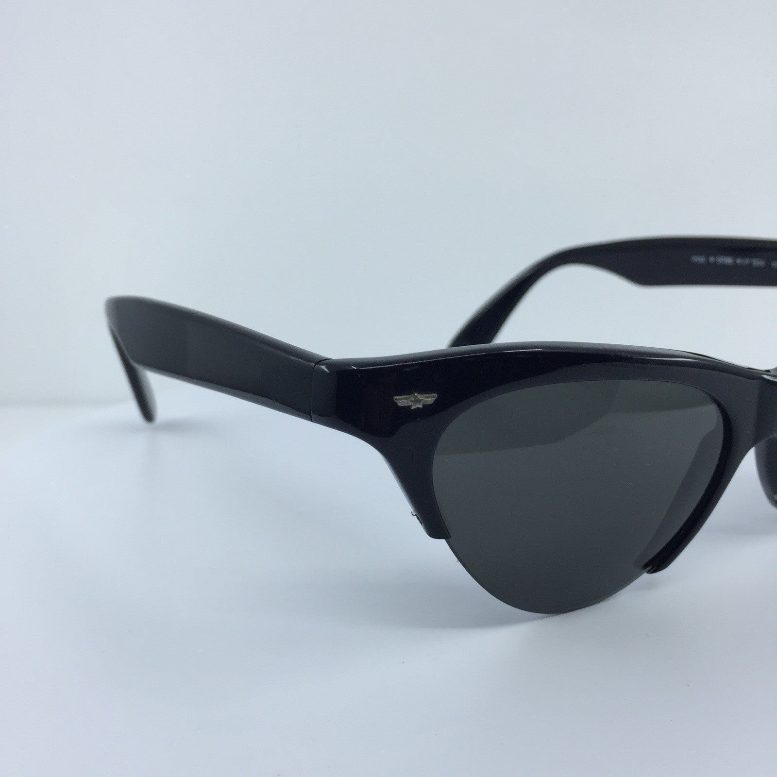 Vintage STING by Colors In Optics STING N. 504 Gold Sunglasses - Super Vision Optical