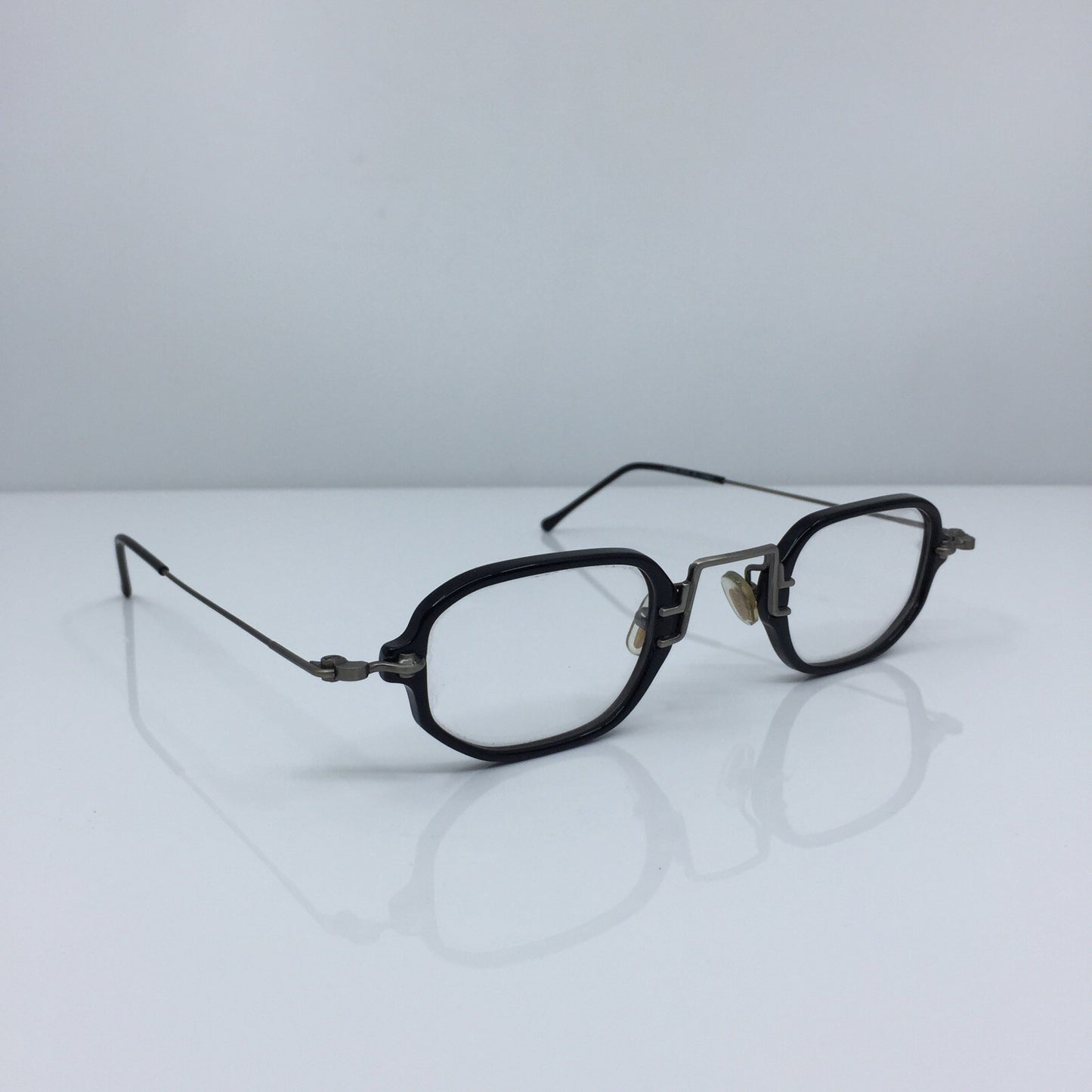Vintage Lanvin LV 1220 Black Eyeglasses - Super Vision Optical