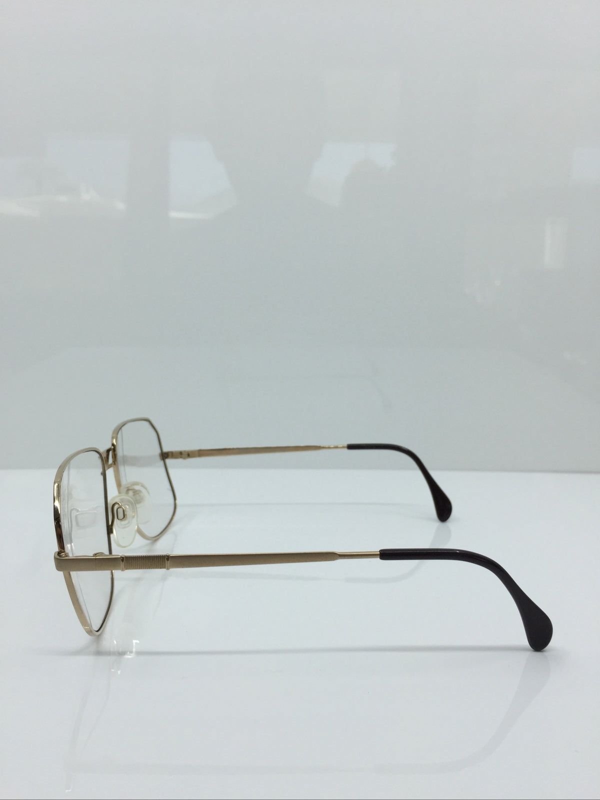 Vintage Silhouette 7050 Gold Sunglasses - Super Vision Optical