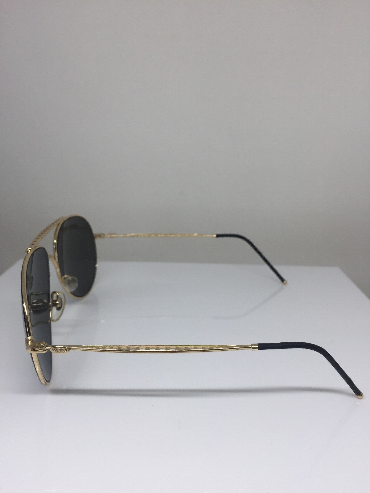 Vintage Hugo Boss 5198 Gold Sunglasses - Super Vision Optical