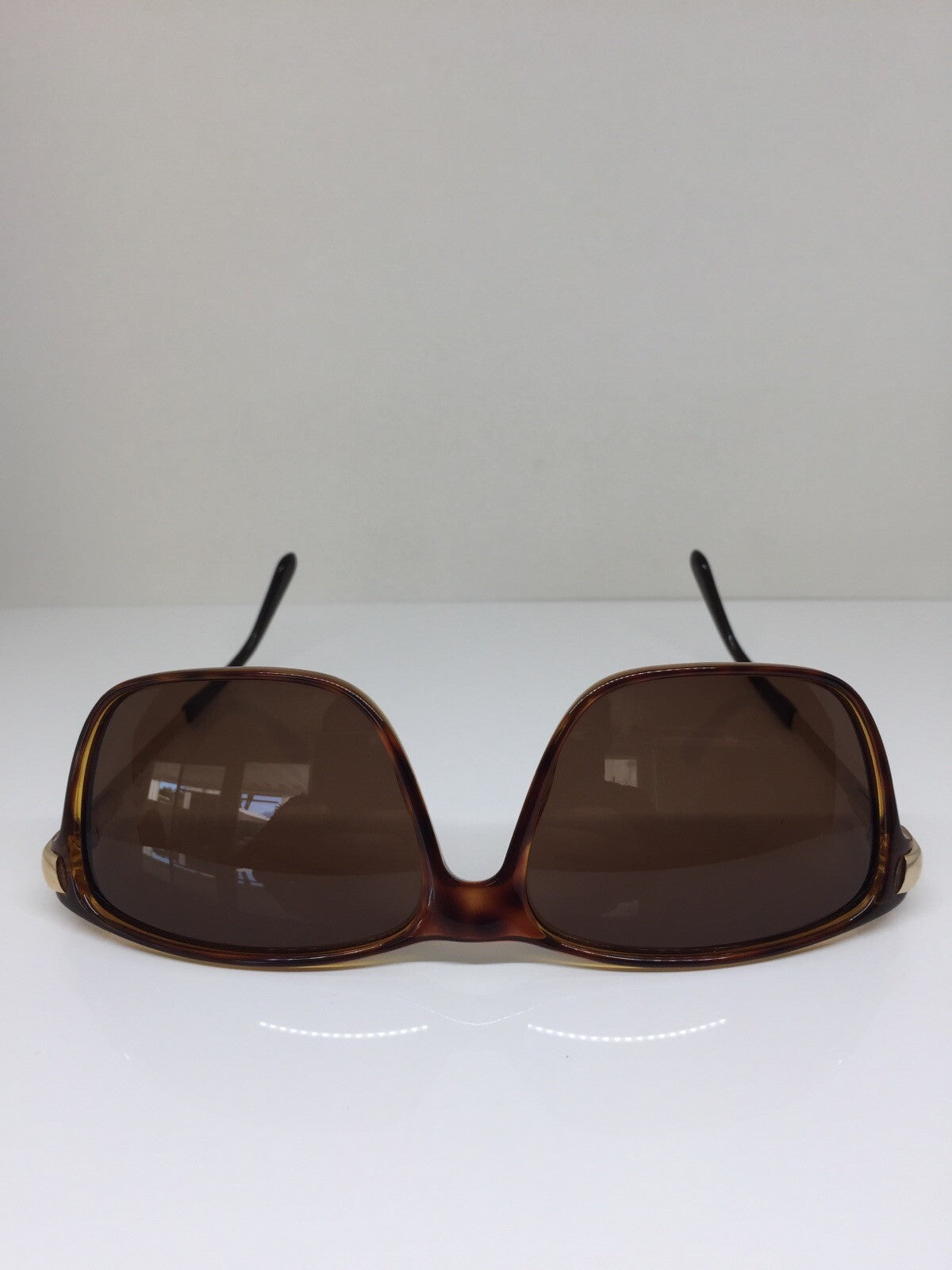 Vintage Christian Dior CD 2902 Gold Sunglasses - Super Vision Optical