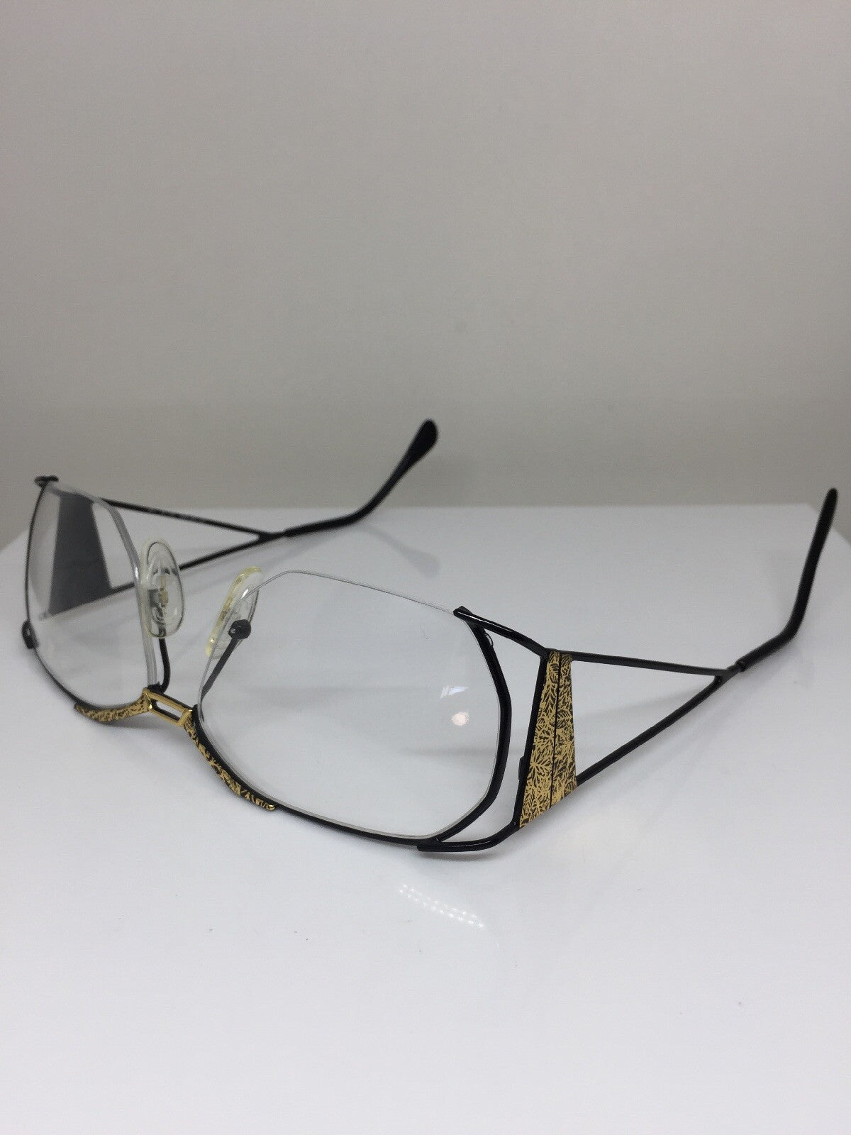 Vintage Neostyle JET 209 Gold Sunglasses - Super Vision Optical
