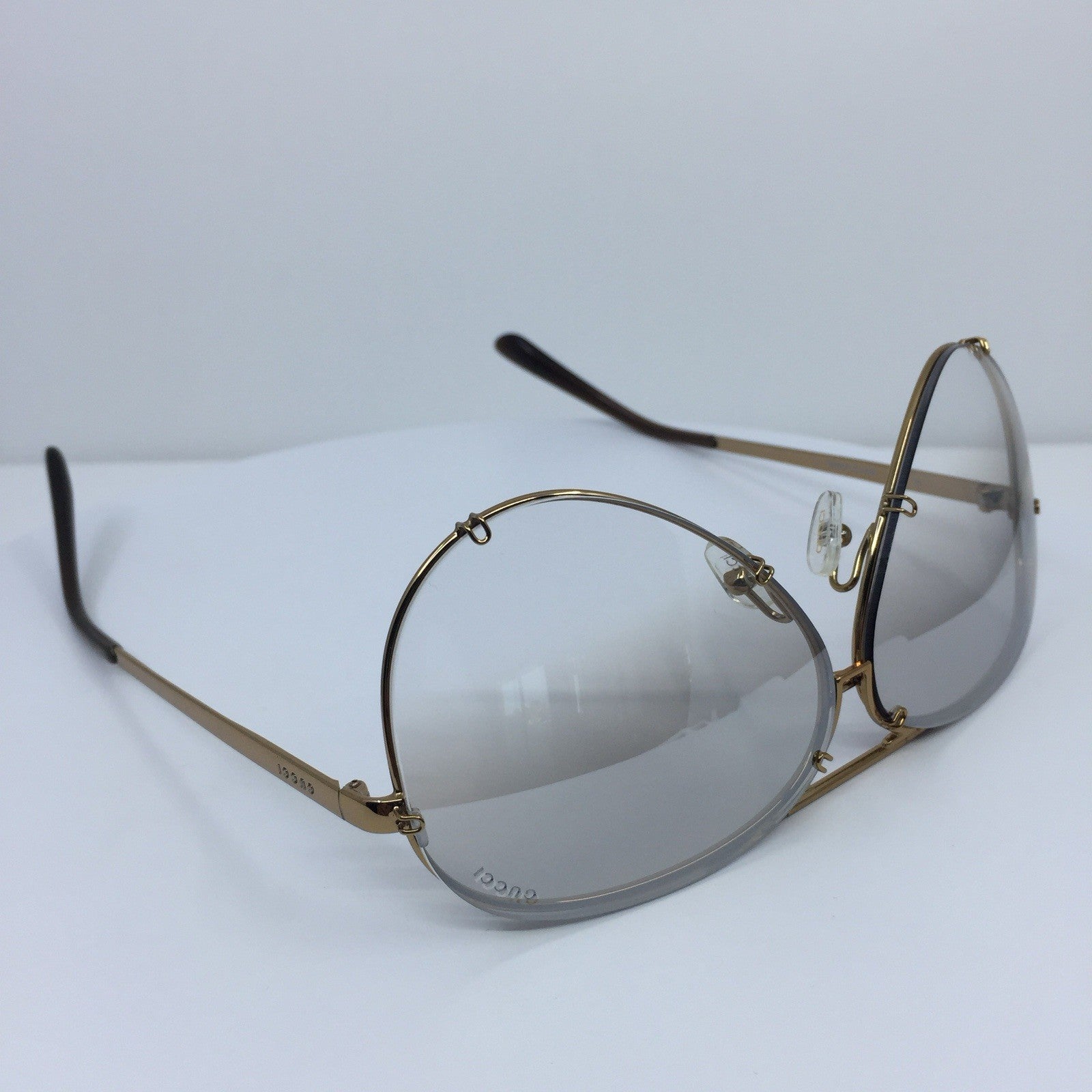 Vintage Gucci GG 1687/S Gold Sunglasses - Super Vision Optical