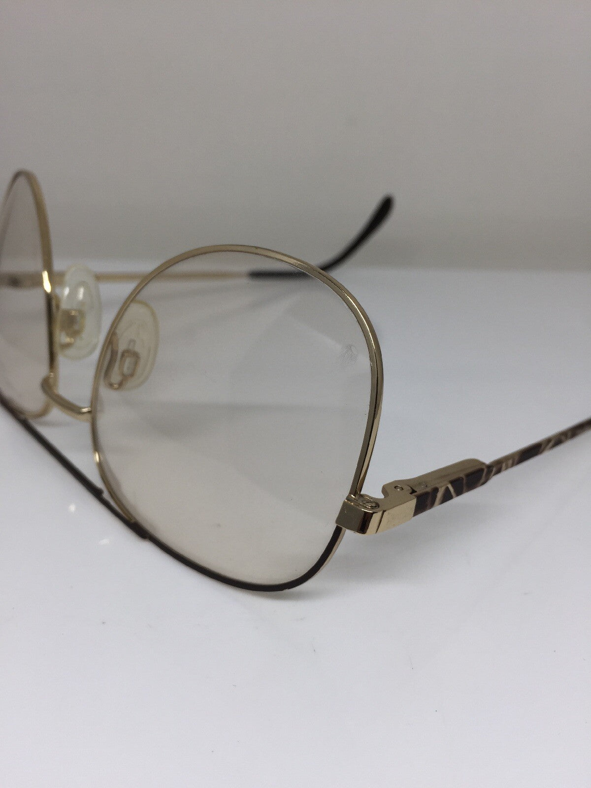 Vintage Neostyle OFFICE 8/929 Gold Sunglasses - Super Vision Optical