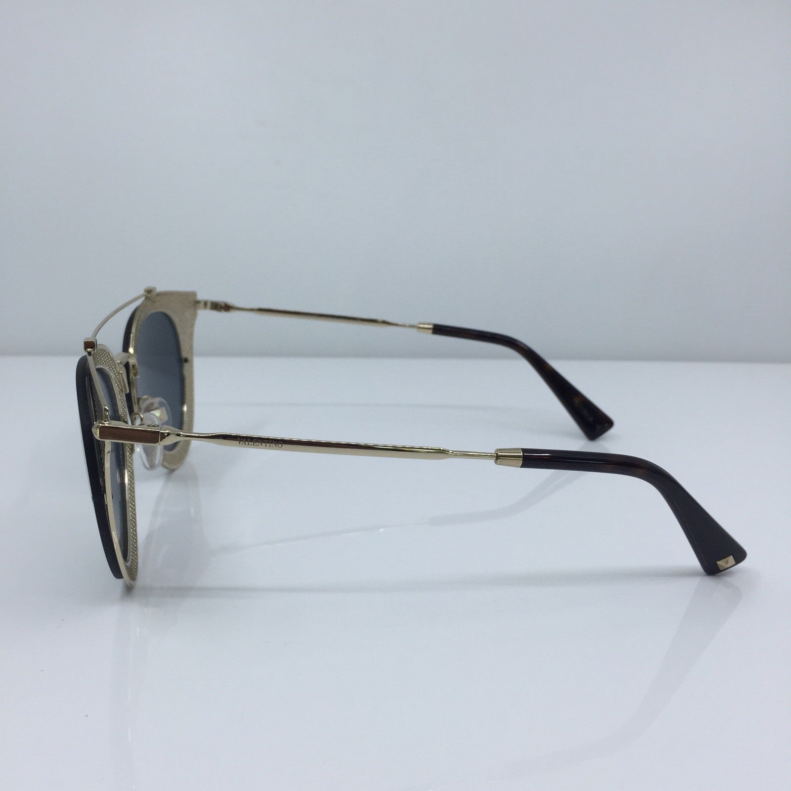 Vintage Valentino VALENTINO VA 2019 Gold Sunglasses - Super Vision Optical