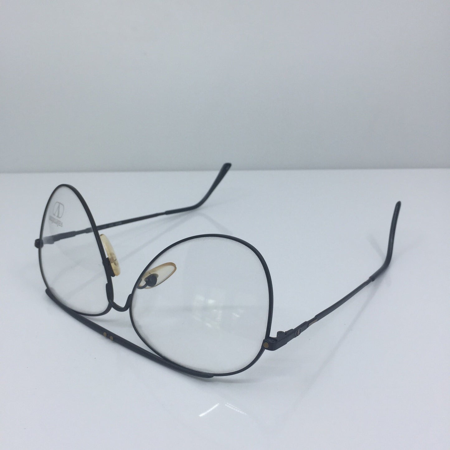 Vintage Valentino 305 Gold Sunglasses - Super Vision Optical