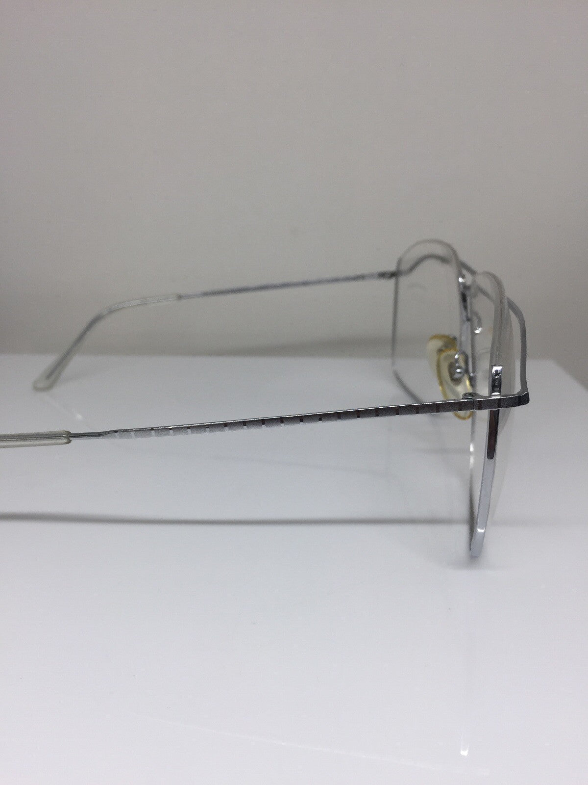 Vintage Saint Laurent YSL 383 Silver Sunglasses - Super Vision Optical