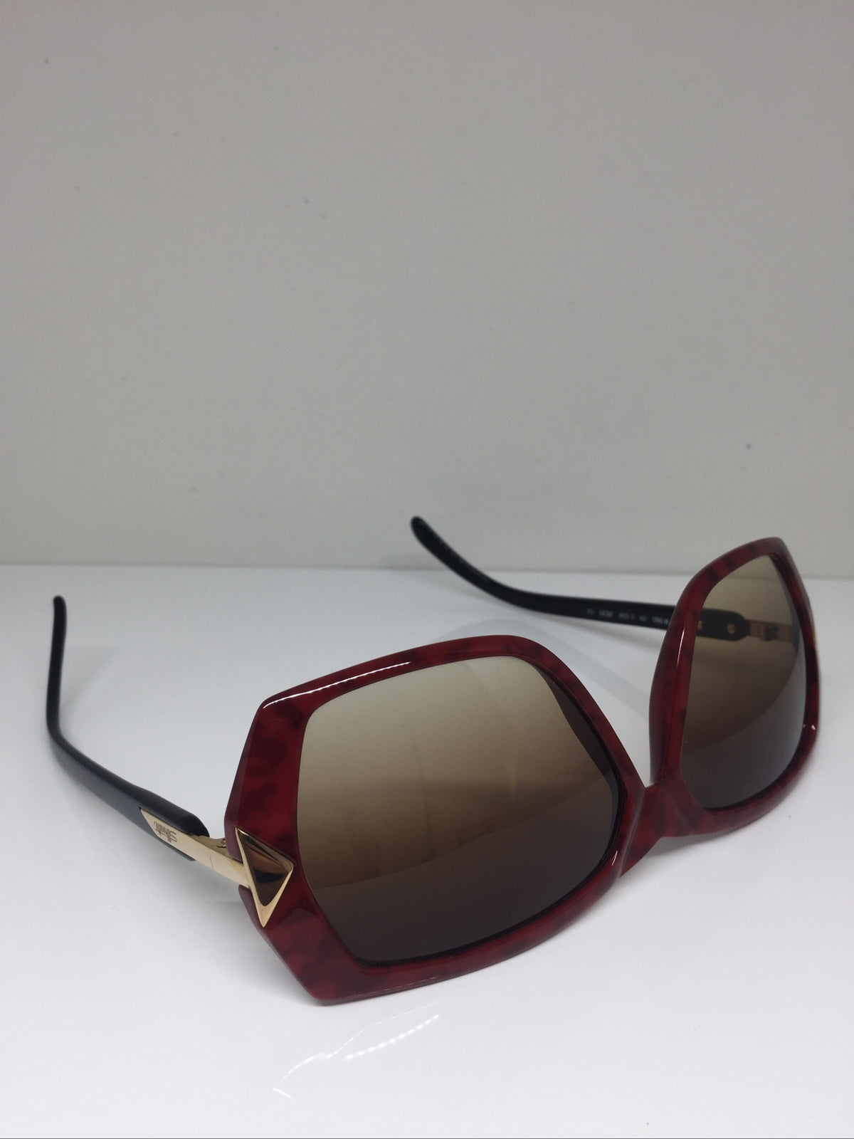 Vintage Silhouette SPX M 3065 Gold Sunglasses - Super Vision Optical