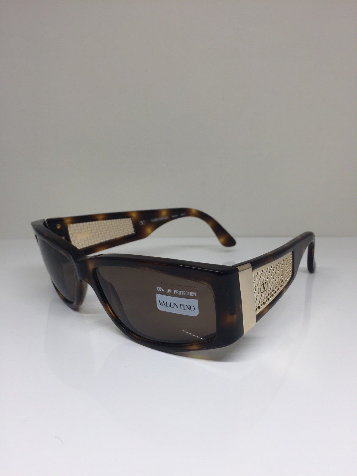 Vintage Valentino VALENTINO V 605 Gold Sunglasses - Super Vision Optical