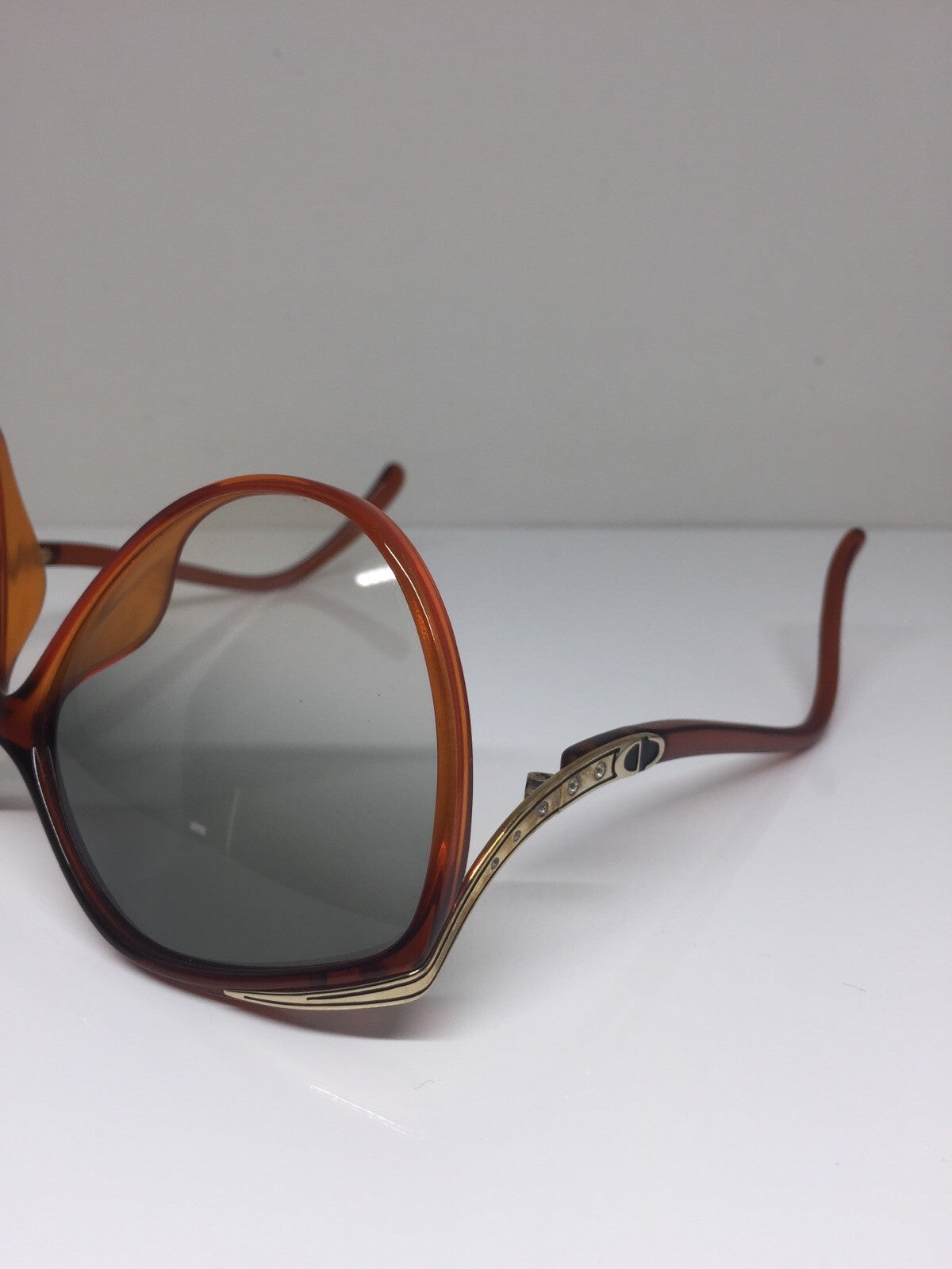 Vintage Christian Dior CD 2280 Gold Sunglasses - Super Vision Optical
