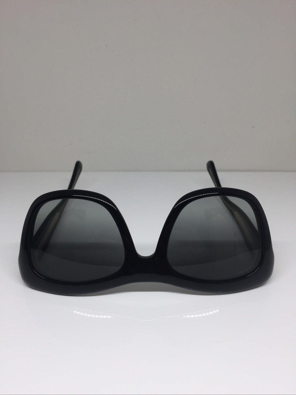 Vintage Gucci GG 3827/S Black Sunglasses - Super Vision Optical