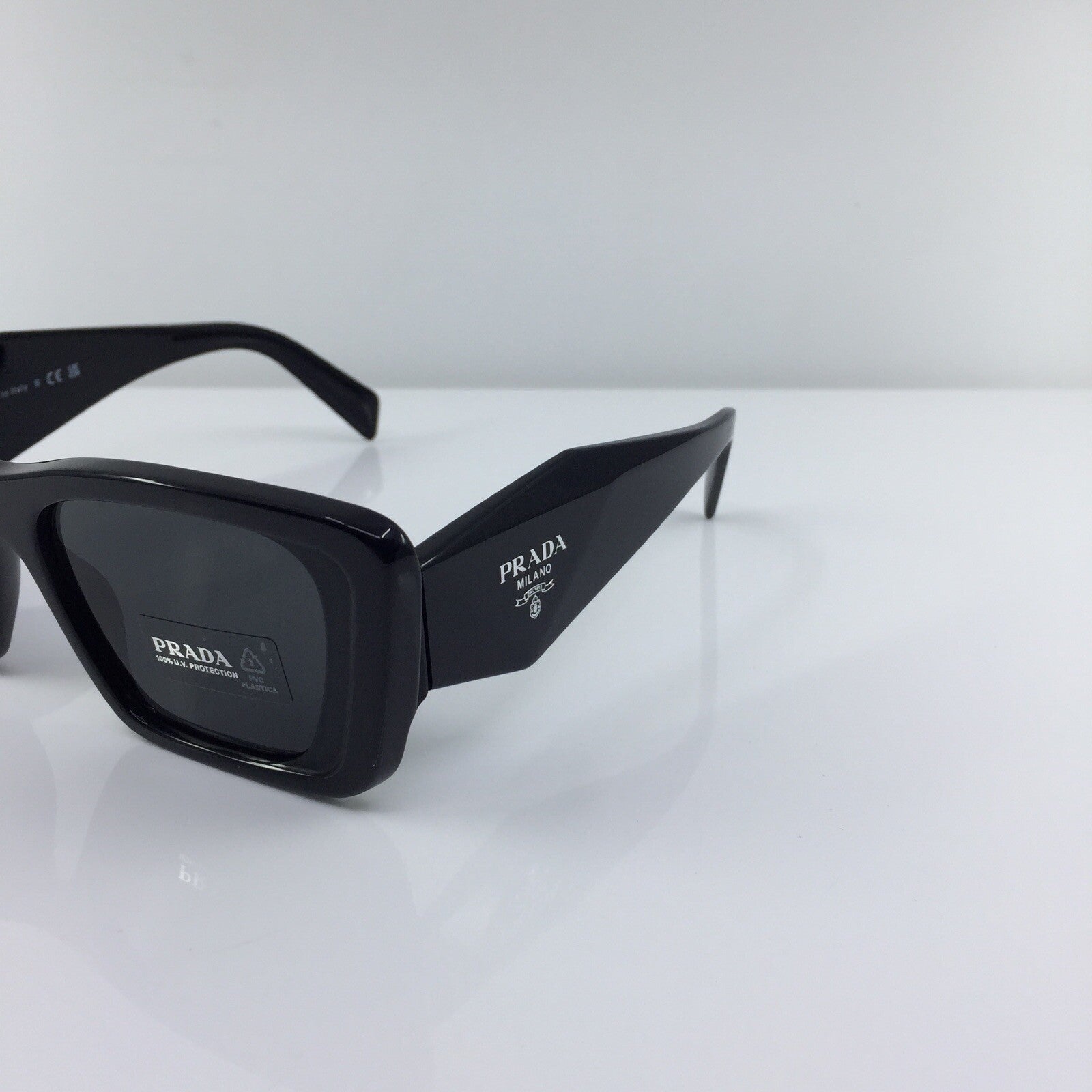 Vintage Prada PR 08YS Black Sunglasses - Super Vision Optical
