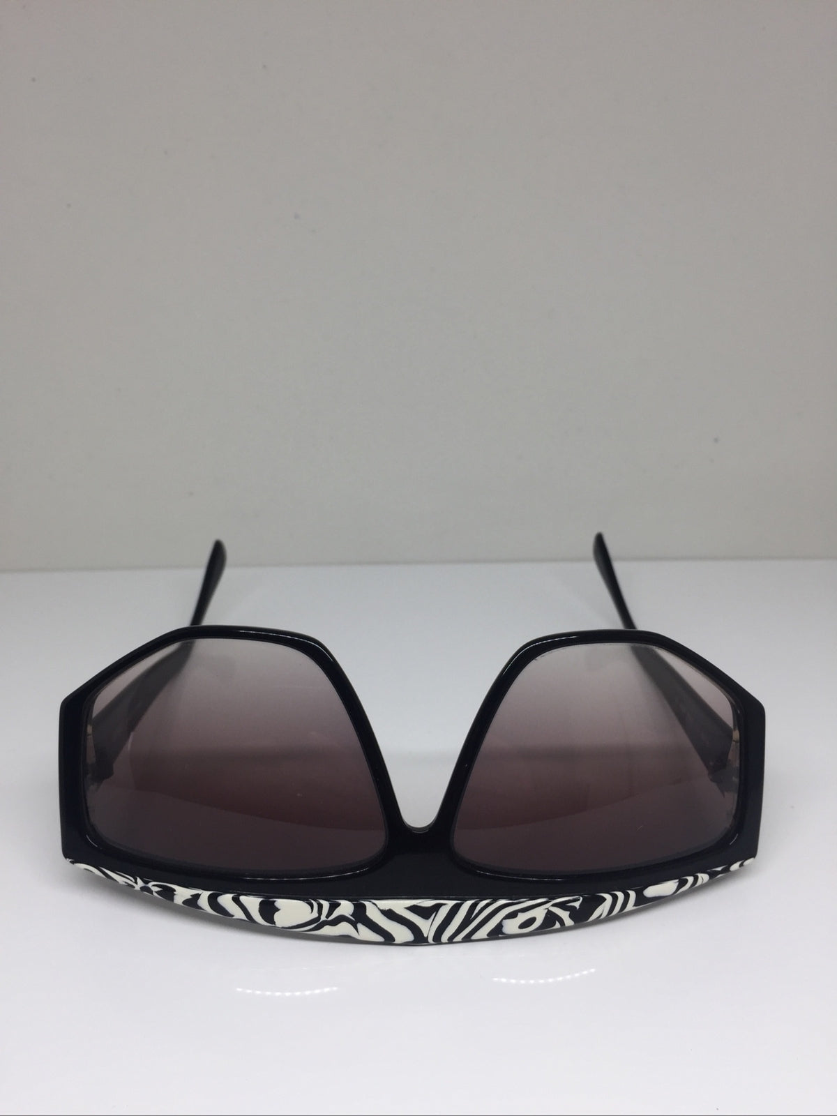 Vintage Silhouette 3068 Black Sunglasses - Super Vision Optical
