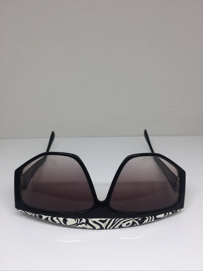 Vintage Silhouette 3068 Black Sunglasses - Super Vision Optical
