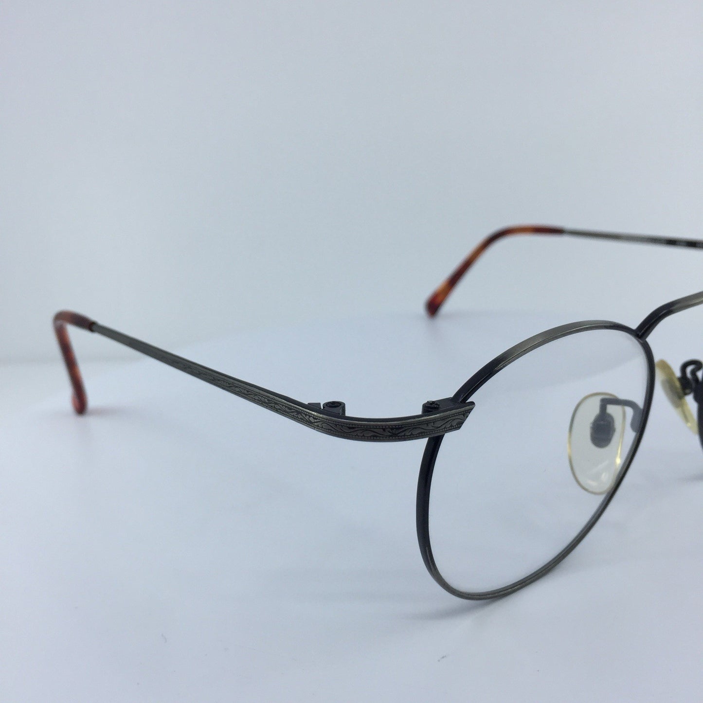 Vintage Beau Monde Collection Bridgewater Silver Eyeglasses - Super Vision Optical