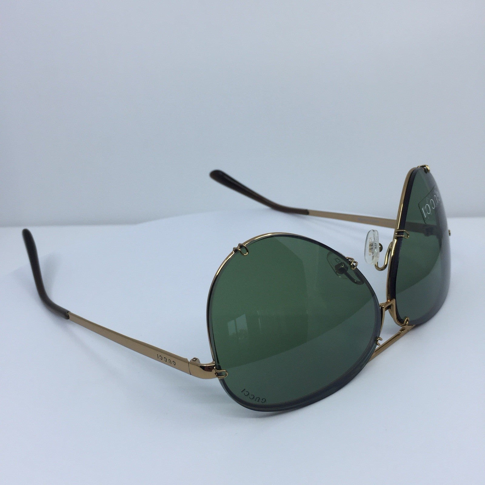 Vintage Gucci GG 1687/S Gold Sunglasses - Super Vision Optical