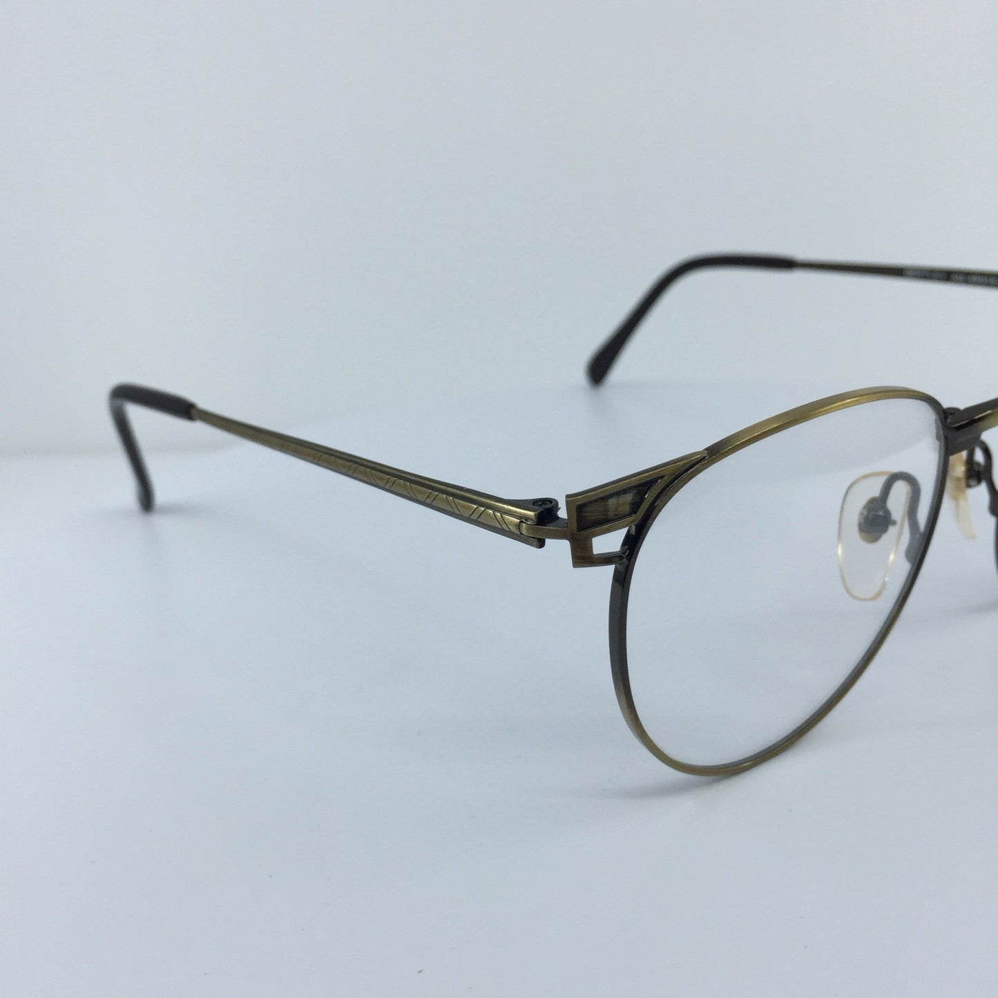 Vintage Beau Monde Collection Bentley Gold Eyeglasses - Super Vision Optical
