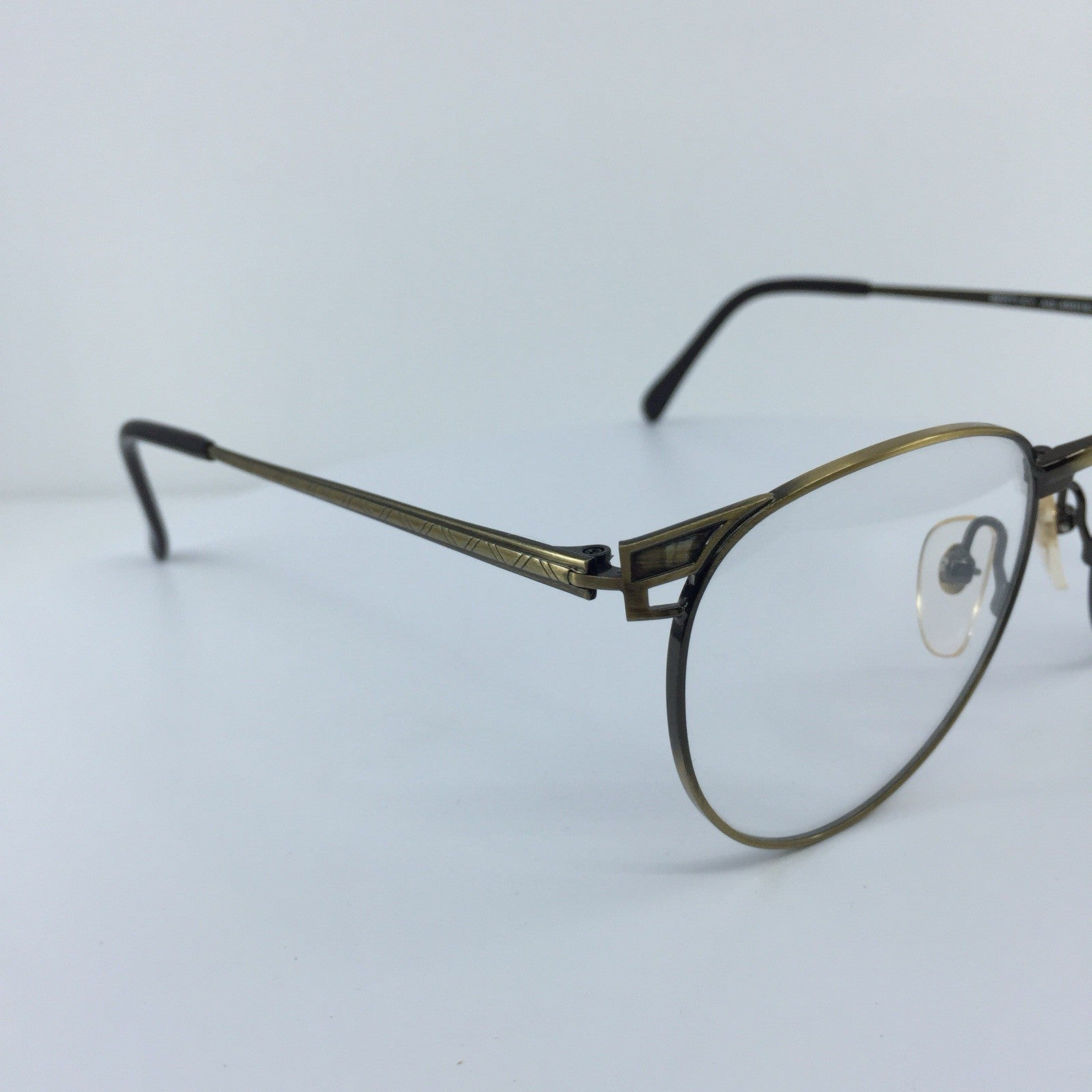 Vintage Beau Monde Collection Bentley Gold Eyeglasses - Super Vision Optical