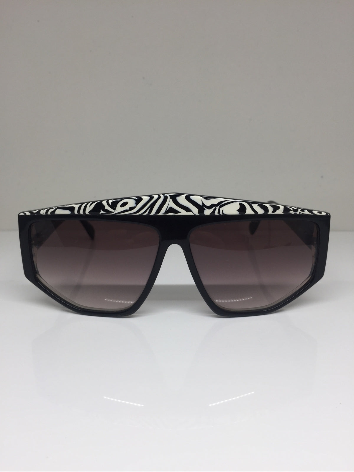 Vintage Silhouette 3068 Black Sunglasses - Super Vision Optical