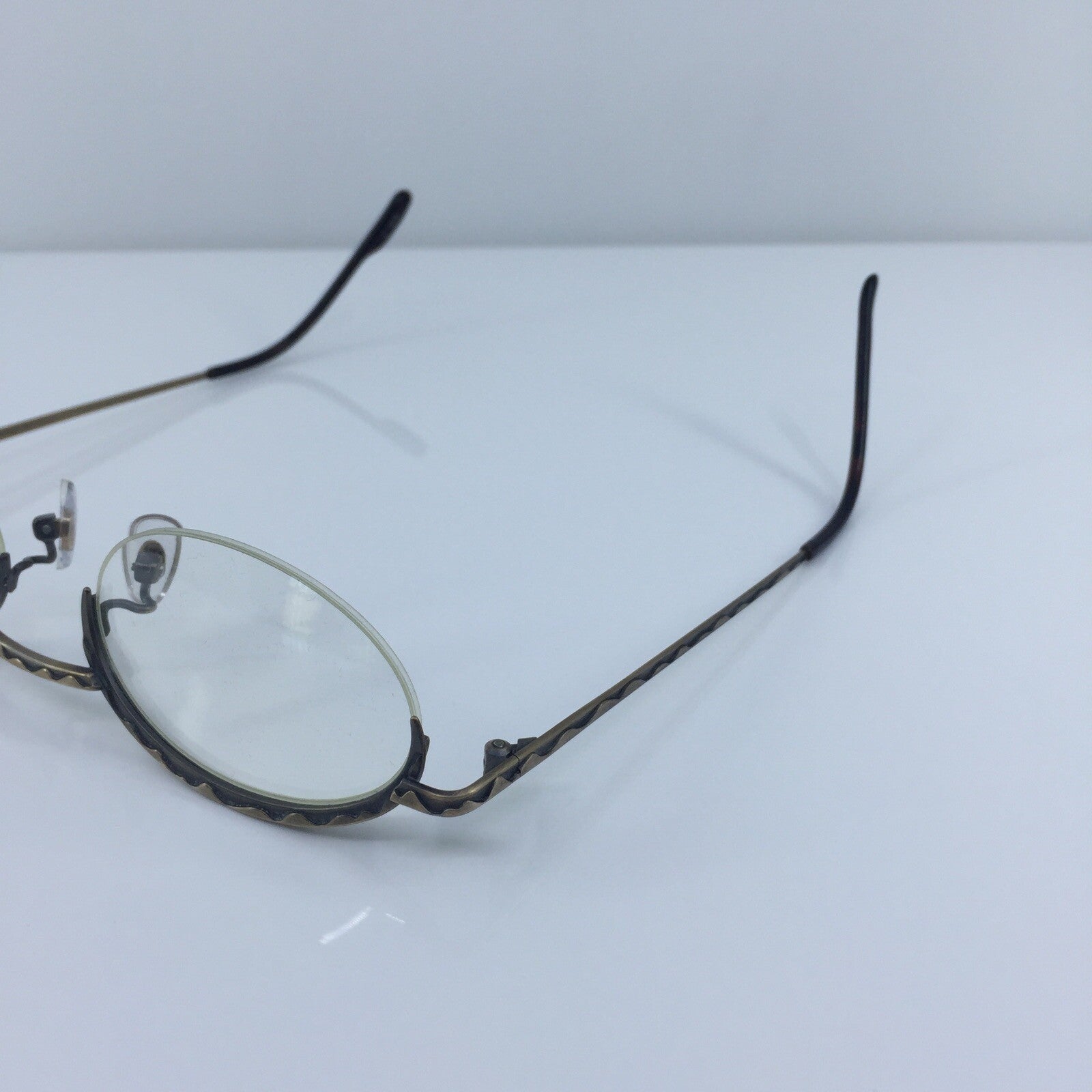Vintage Koure KR 8115 Gold Eyeglasses - Super Vision Optical