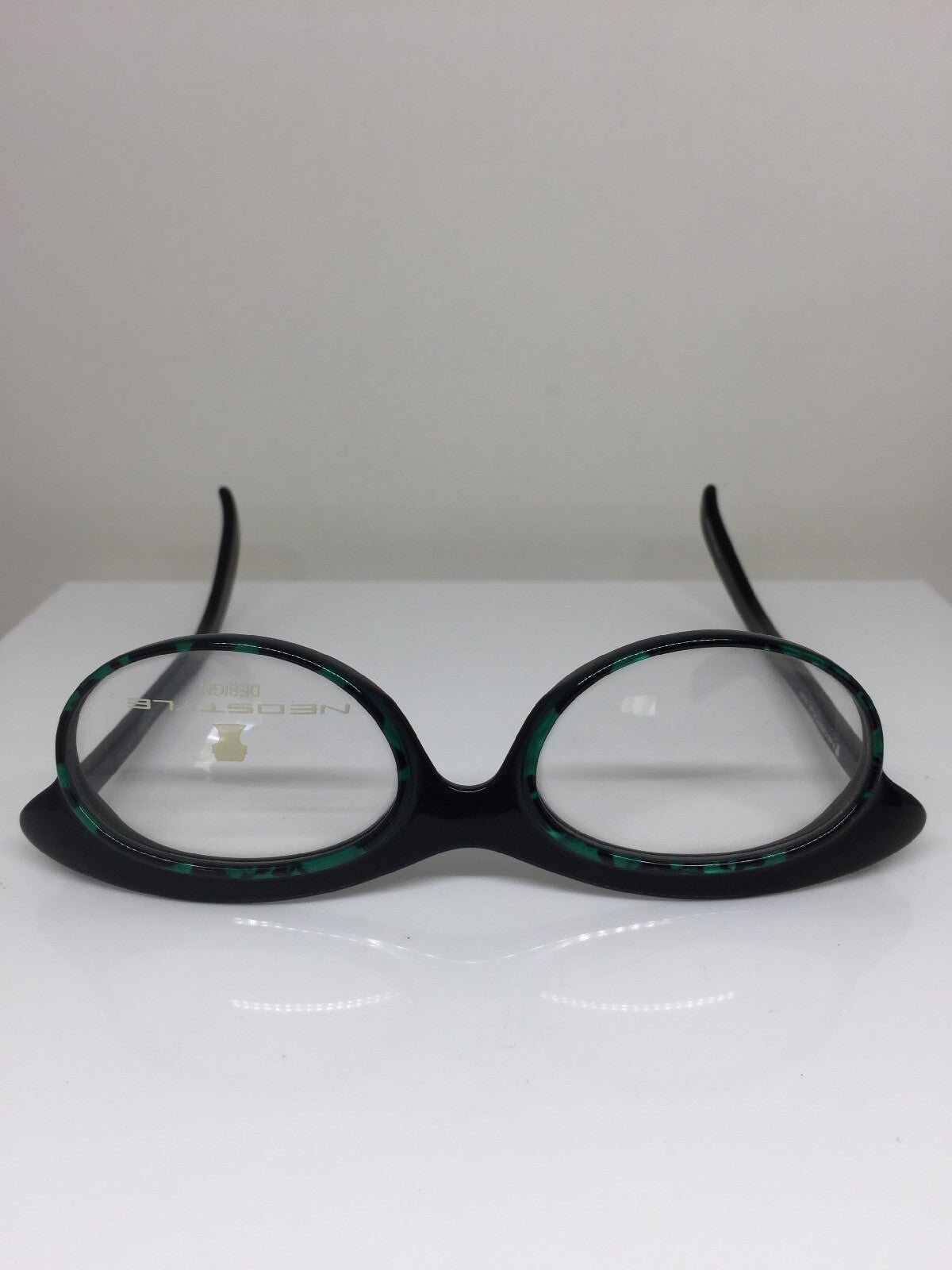 Vintage Neostyle Haute Couture Forum 507-012 Black Eyeglasses - Super Vision Optical