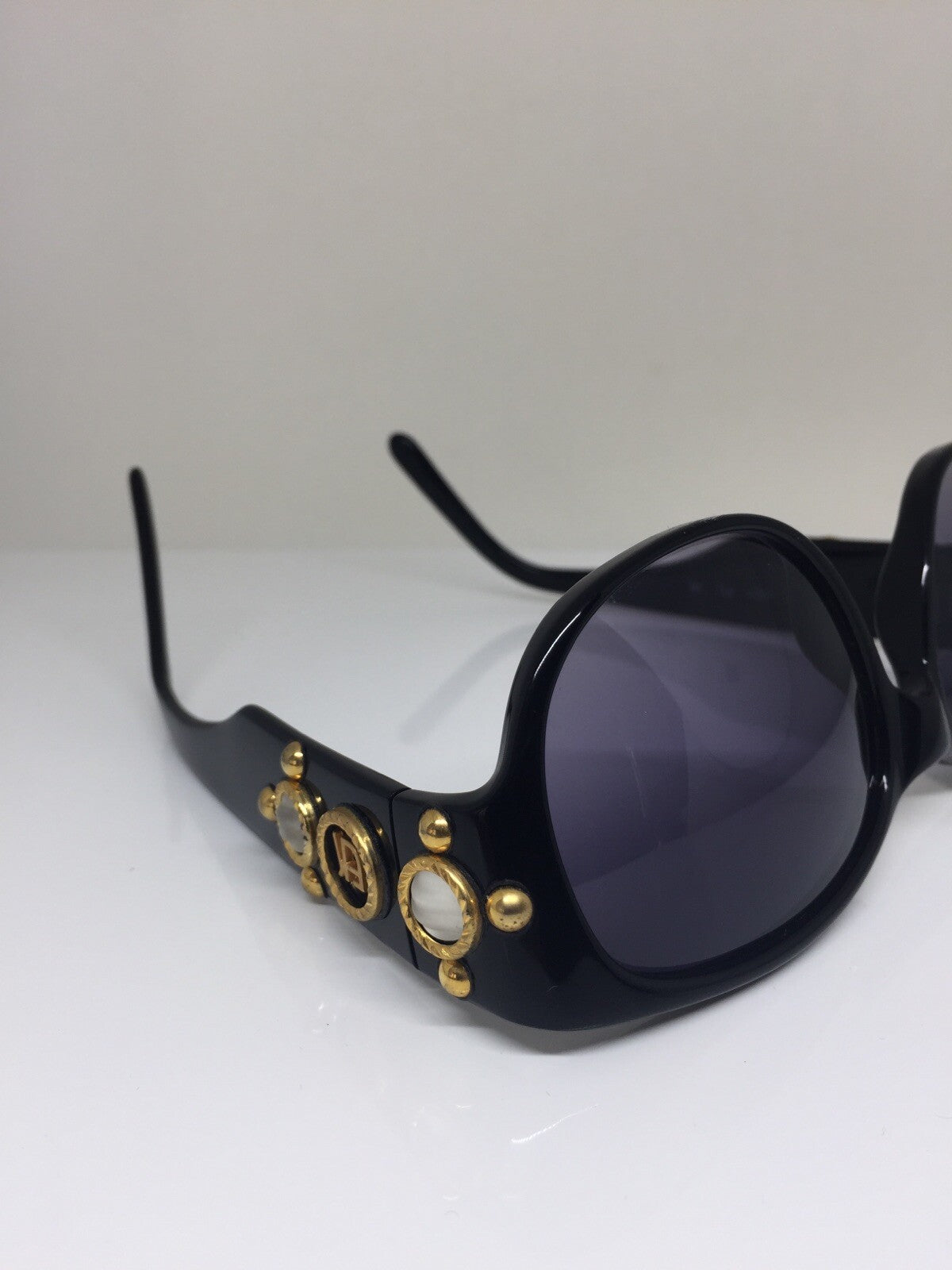 Vintage Emmanuelle Khanh EMMANUELLE KHANH PARIS EK 2021 Gold Sunglasses - Super Vision Optical